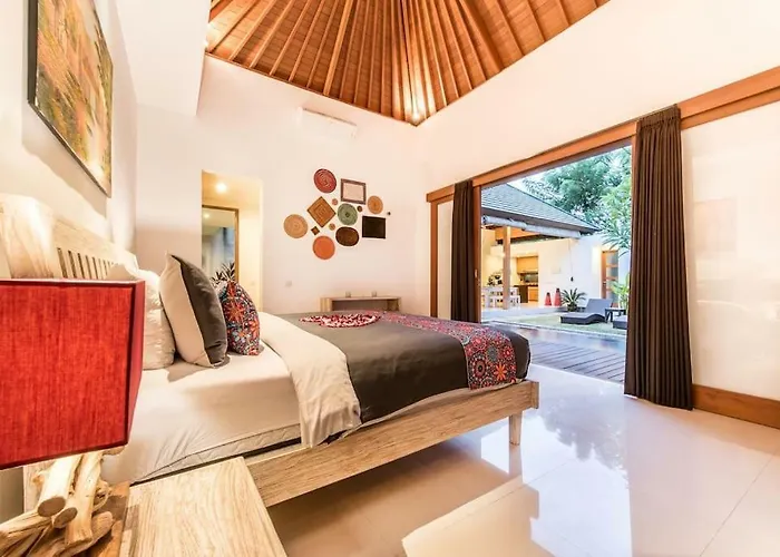 Manis, Luxury 3 Bedroom Heart Of Seminyak (Bali)