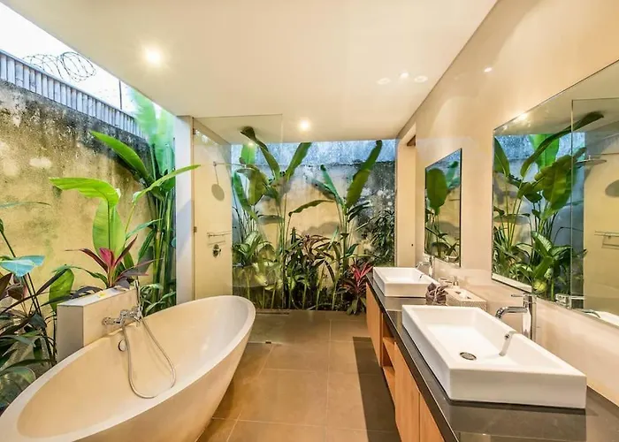 Villa Manis, Luxury 3 Bedroom Heart Of