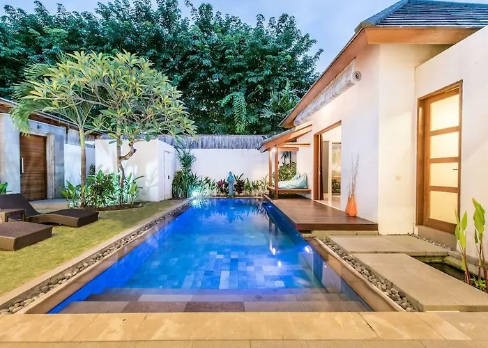 Villa Manis, Luxury 3 Bedroom Heart Of Seminyak (Bali)